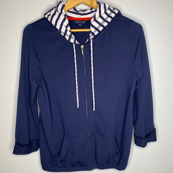 Tommy Hilfiger Tops - Tommy Hilfiger Hoodie w Zip Up Front and Pkts